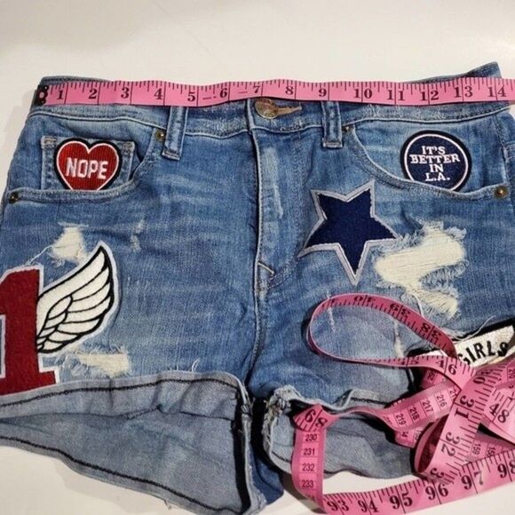 Express Jean Shorts Distressed Patches Size 4 - Picture 5 of 16